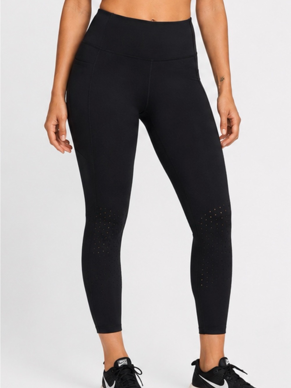 Like New Nike Swift Dri-FIT High Waist 7/8 Running Leggings Black Pockets Size S - Picture 2 of 13